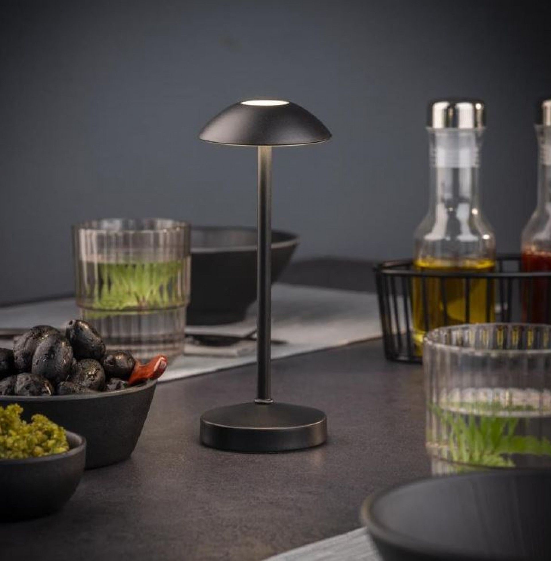 Candeeiro De Mesa Preto Alva 17036