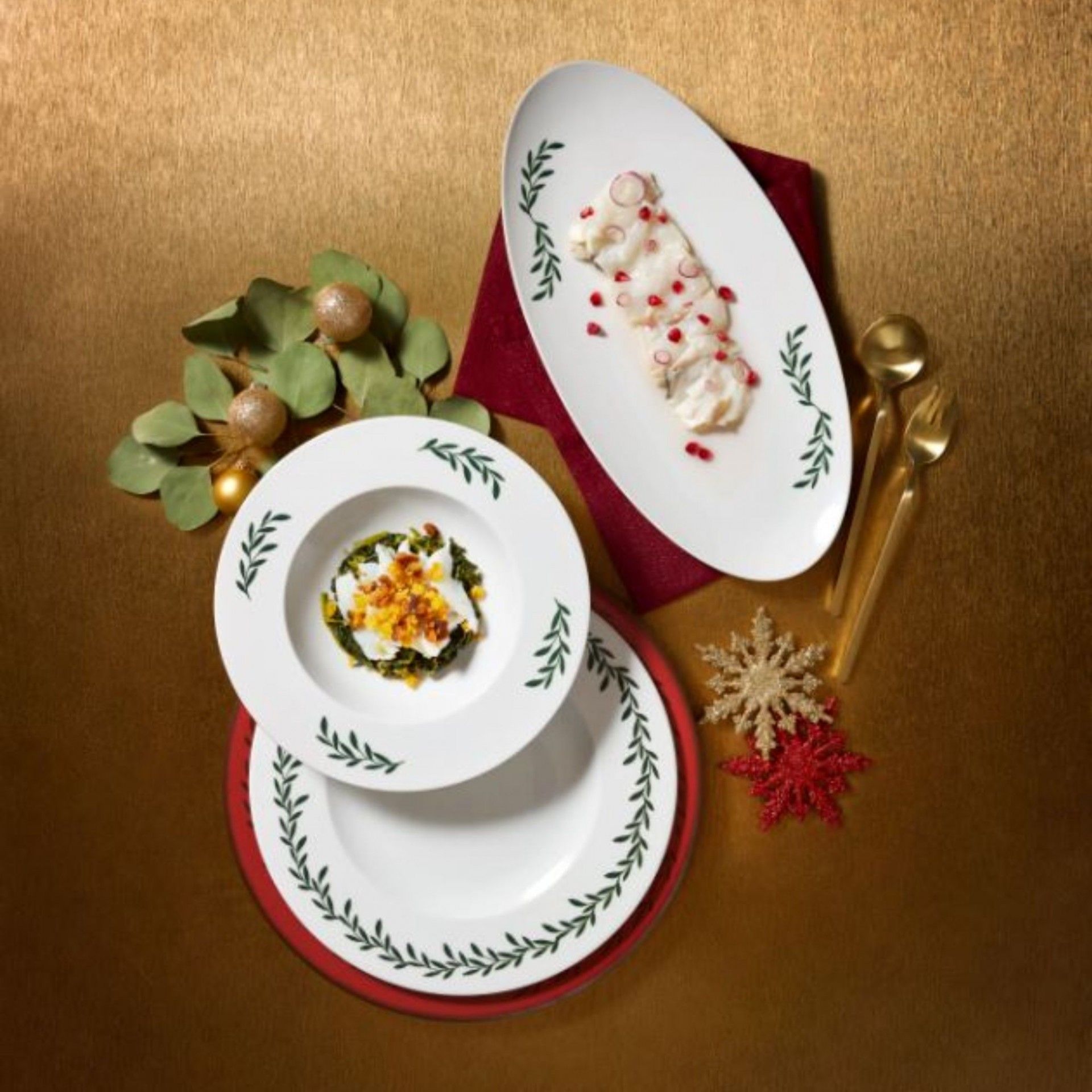 Travessa Oval 38x19cm Mistletoe Branco